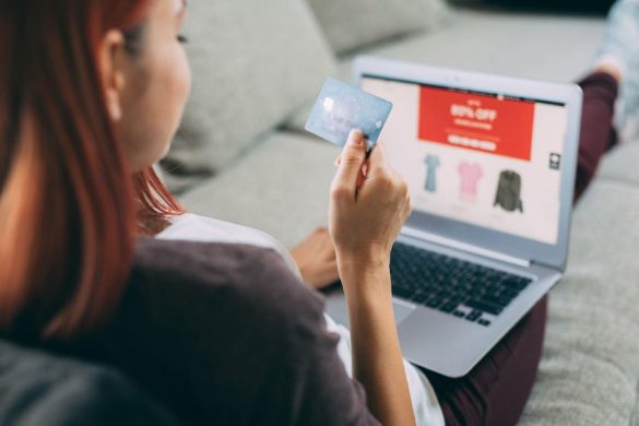 Online Clothing Stores, How to Start an Online Clothing Store