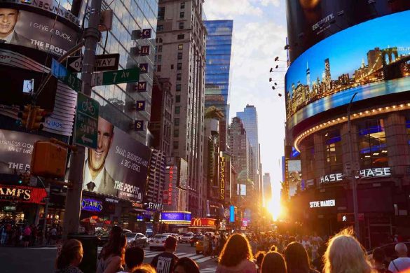 Beyond the Billboard: Exploring the Future of DOOH Advertising